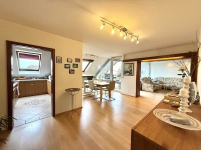 Charmante 4,5 Zimmer-Dachgeschosswohnung mit Sonnenbalkon in Bretten