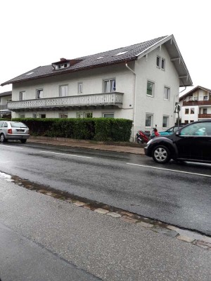 Charmante 2-Zimmer Dachgeschosswohnung in Stephanskirchen