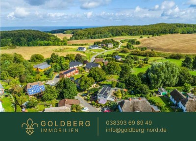 Mehrfamilienhaus mit 2 FeWo´s & Ausbaureserve!
