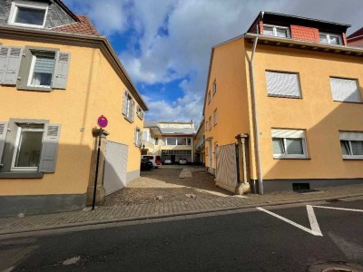 Geräumige Wohnung mit Balkon!