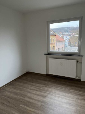 1 Zimmer Wohnung mit Wohnküche und Balkon