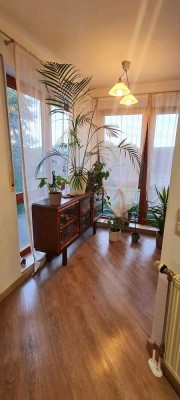Schöne 3,5-Zimmer Wohnung im 1. OG mit Süd-Loggia in Öhringen