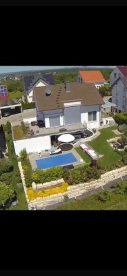 Luxuriöses Einfamilienhaus mit 8,5 Zimmern in Aichelberg