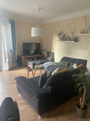 Sanierte 3-Zimmer-Wohnung mit 2 Balkonen & EBK – vermietet & provisionsfrei