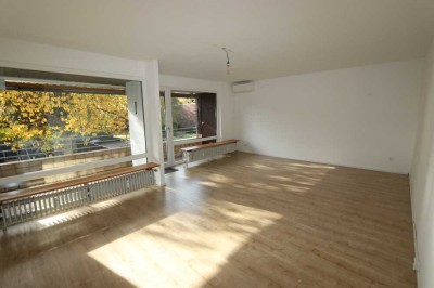 + Kaarst-Ost + 3-Zimmer-Wohnung + 1. OG + ca. 88 m² Wohnfläche + Balkon + Garage +