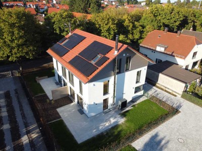 Moderne großzügige Doppelhaushälfte - sofort verfügbar
