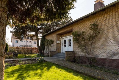 Viel Platz, großes Grundstück & Wintergarten – Ihr Zuhause mit Potenzial in Wesel-Blumenkamp!