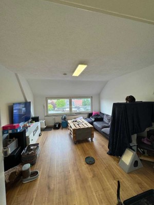 Attraktive und sanierte 3-Raum-Dachgeschosswohnung Nähe Wildpark in Dülmen
