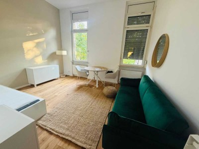 Elegante, lichtdurchflutete 2-ZKB-Wohnung  – mit riesigem Speicher- Erstbezug