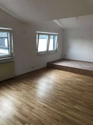 *Moderne 3-Zimmer-Wohnung mit großzügigem Balkon und offenem Wohnkonzept*