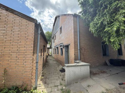 Wohnen im Grünen – Kleines Haus mit großem Gartenparadies in Viersen
