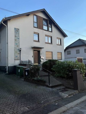 4-Zimmer Erdgeschosswohnung mit Garten in Nauort