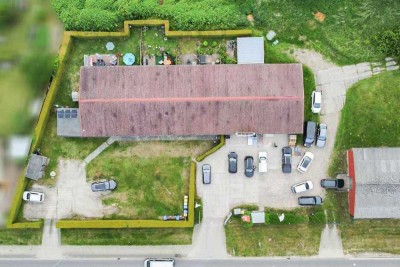 Attraktives Kapitalanlageobjekt: Mehrfamilienhaus mit Gewerbeeinheit und solider Rendite