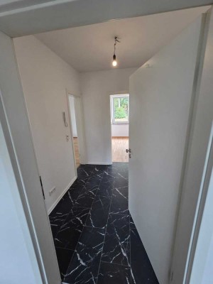 Freundliche und renovierte 4-Zimmer-Erdgeschosswohnung mit gehobener Innenausstattung in Bünde