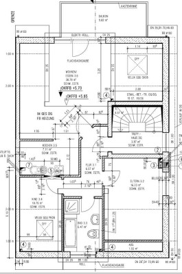 Erstbezug: KfW-40 Dachgeschosswohnung im 3-FH in St.Leon