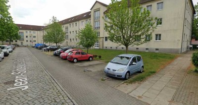 Erdgeschoss-2-Raum-Wohnung in der Jean-Sibelius-Straße 20 zu vermieten