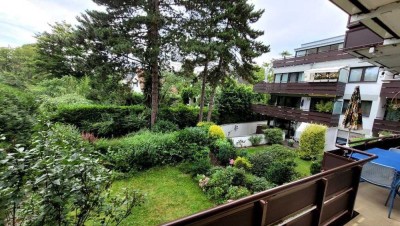 3-Zimmer Wohnung mit großem Balkon in Düsseldorf-Kaiserswerth im Grünen