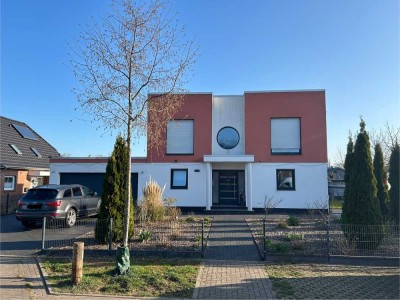 Einfamilienhaus mit Doppelgarage ohne Makler