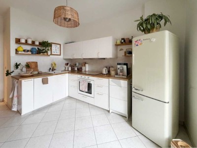 Ruhige 2-Raum-Wohnung mit Balkon und Einbauküche (optional)