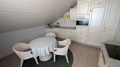 3-Zimmer-Dachgeschosswohnung (90 m²)