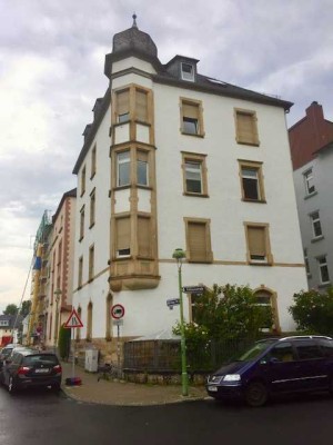Charmante 4-Zimmer-Altbauwohnung  in Rödelheim