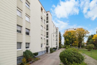 helle 3- Zimmerwohnung mit Charme - sofort selber einziehen oder investieren