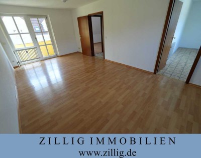 Freie 3-Zi.-Atelier-Wohnung - Laminat-Loggia Stpl.,  - ZILLIG IMMOBILIEN