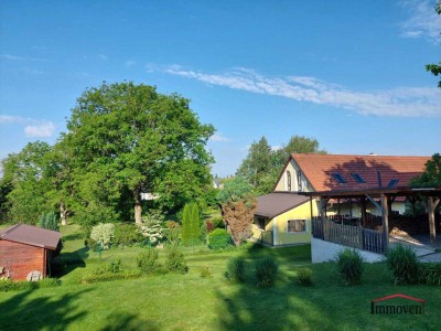 PROVISIONSFREI - Große Doppelhaushälfte mit traumhaftem Wintergarten PLUS zusätzlicher Bauparzelle mit 873 m²