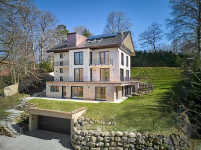 Hochklassiges Architekten-Haus mit Indoor-Pool und Einliegerwohnung in Toplage