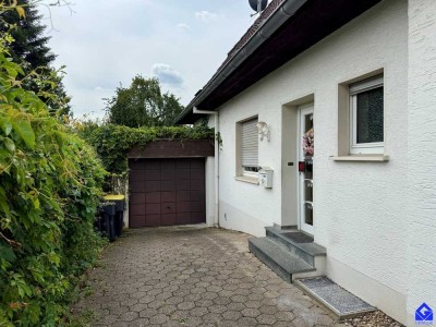 DHH als ETW, unterkellert und Garage