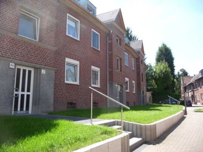Einzugsfertige kleine Wohnung mit Einbauküche