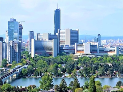 EXCLUSIVE SKY-LIVING RESIDENCE WITH ROOFTOP POOL