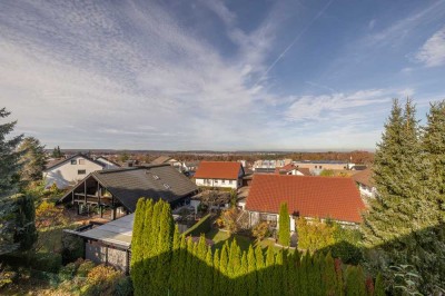 Helle 4-Zimmer-Wohnung mit Balkon und Garage
