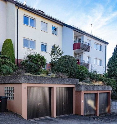 Exklusiv in Stuttgart-Rohr - Vierfamilienhaus mit 4,7 % Rendite in bester Halbhöhenlage.