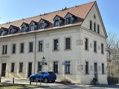 Historisches Villenviertel! Bezugsfertige Apartment-WE (OG) mit EBK, Tageslicht-Bad und Stellplatz.