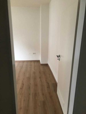 Schöne 2 Zimmerwohnung WG-GEEIG.nach kompl.Sanierung zum 01.07.2025 frei! -  Direkt vom Eigentümer!
