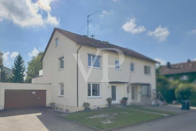 Modernisierungsbedürftige Doppelhaushälfte mit großem Garten