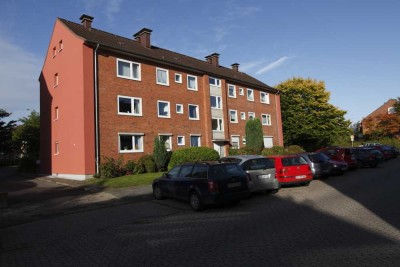großzügige und modernisierte 4 1/2 Zimmerwohnung Nähe Blücherplatz mit Westbalkon
