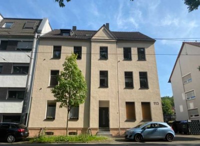 3,5-Zimmer-Erdgeschosswohnung im sanierten Altbau