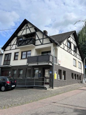 Gepflegtes Wohn- und Geschäftshaus in zentraler Lage von Dieblich – Kapitalanlage mit Potential