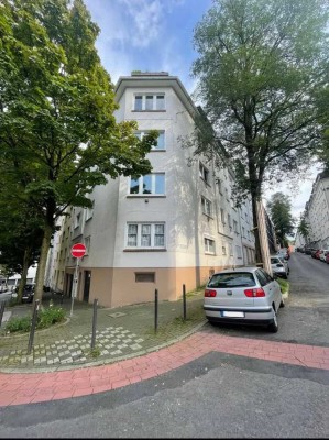 Helle 4-Zimmer-Wohnung in gepflegtem Haus in Wuppertal Südstadt – Einzugsfertig renoviert