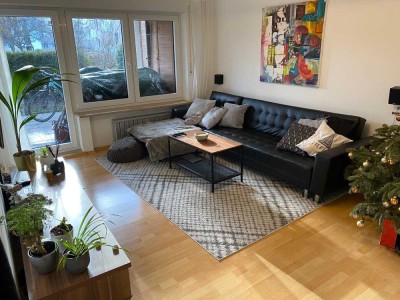 Helle, ruhige 3,5-Zimmer Erdgeschosswohnung mit Terrasse im Grünen - Martinsried
