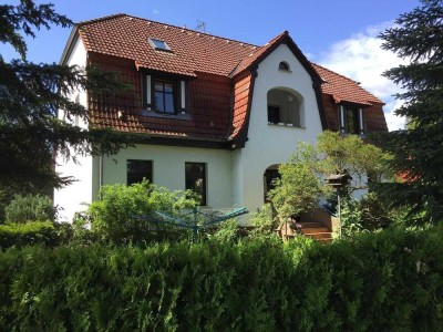 Templin OT, Haus mit 2 freien Wohnungen, (qm-Preis-günstig)