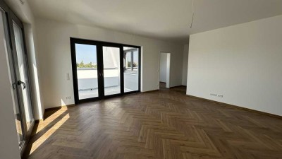 4-Zimmer-Wohnung mit großer Dachterrasse, TG-Platz / Neubau / Erstbezug