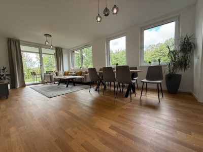 Leben am Wasser in extravaganter Lage - Großzügige 3-Zimmer-Wohnung in direkter Wasserlage