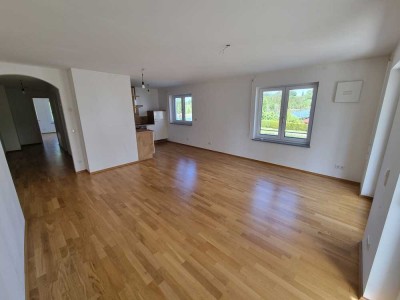 3 Zimmer Traumwohnung am Isarstausee