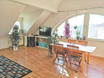 Charmante 3-Zimmer-Wohnung mit hervorragender Infrastruktur