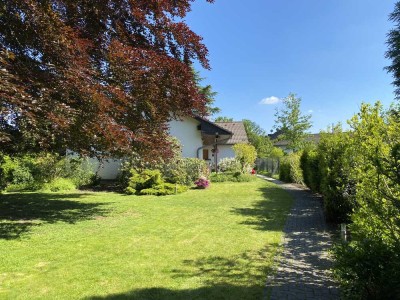 Bungalow Krefeld Forstwald/ Holterhöfe mit großem Garten
