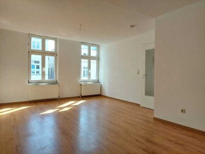Stadtleben pur: kompakte 2,5-Zimmer-Wohnung in der Mecklenburgstraße