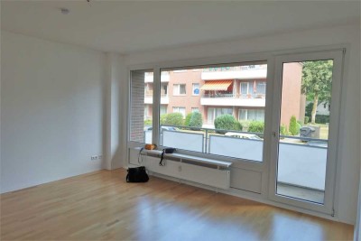 gut geschnittene 1-Zimmer-Wohnung im Grünen mit Balkon und guter Verkehrsanbindung!